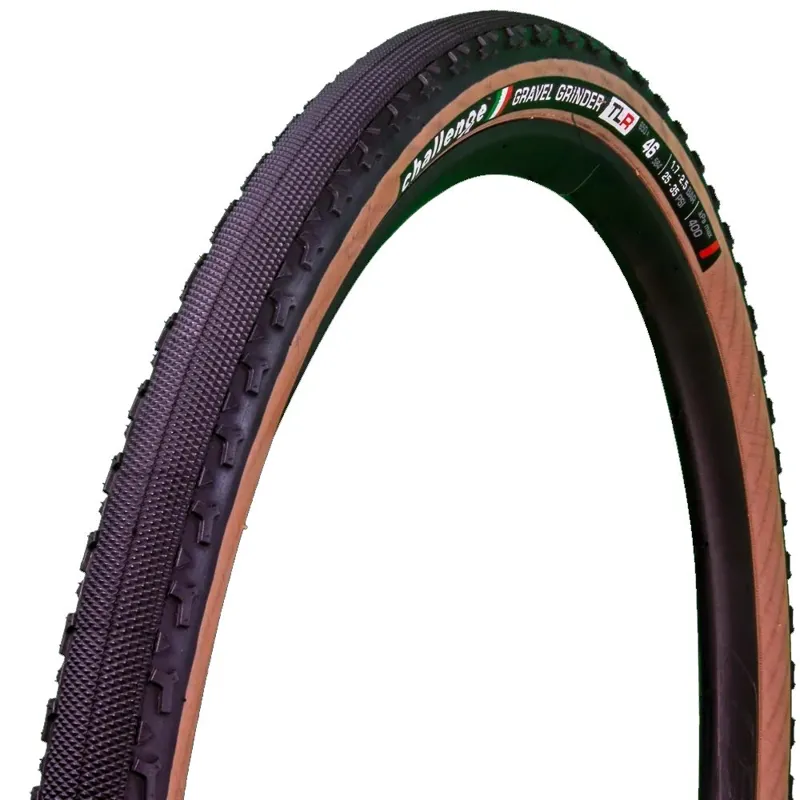 Challenge Gravel Grinder Pro Handmade TLR Gravel Tyre in Brown