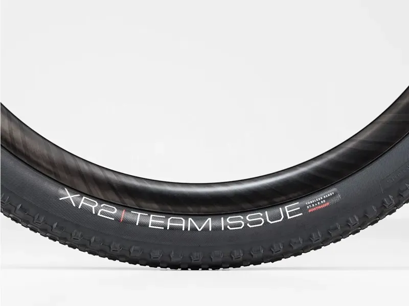 Bontrager XR2 Team Issue 29x2.6-inch TLR MTB Tyre in Black-4