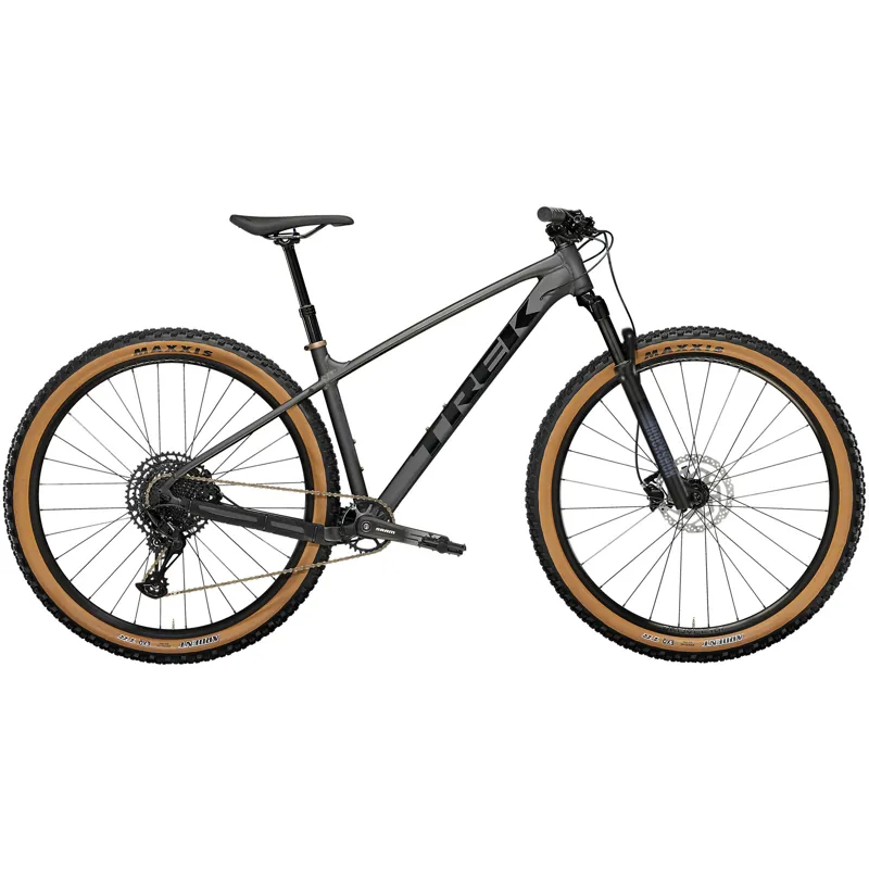 Trek Marlin 8 Mountain Bike in Matte Dnister Black