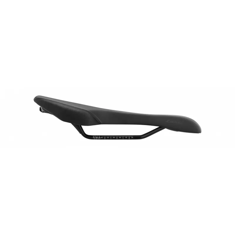 Fizik Luna X5 Womens MTB Saddle in Black