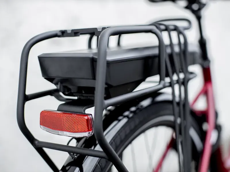  Trek District+ 4 500wh Lowstep eHybrid Bike in Red-4