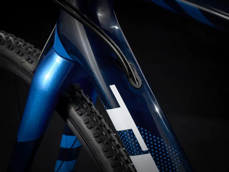 Trek Boone 6 Disc 2021 Carbon Cyclocross Bike in Blue-9