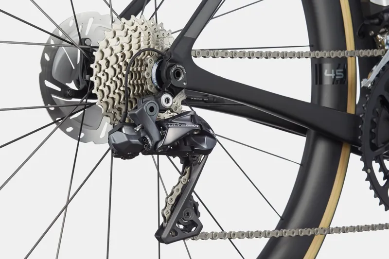 2021 Cannondale SuperSix EVO Hi-MOD Disc Ult. Di2 Road Bike in Black -6