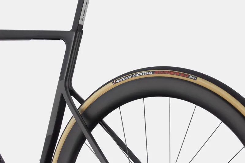 2021 Cannondale SuperSix EVO Hi-MOD Disc Ult. Di2 Road Bike in Black -4