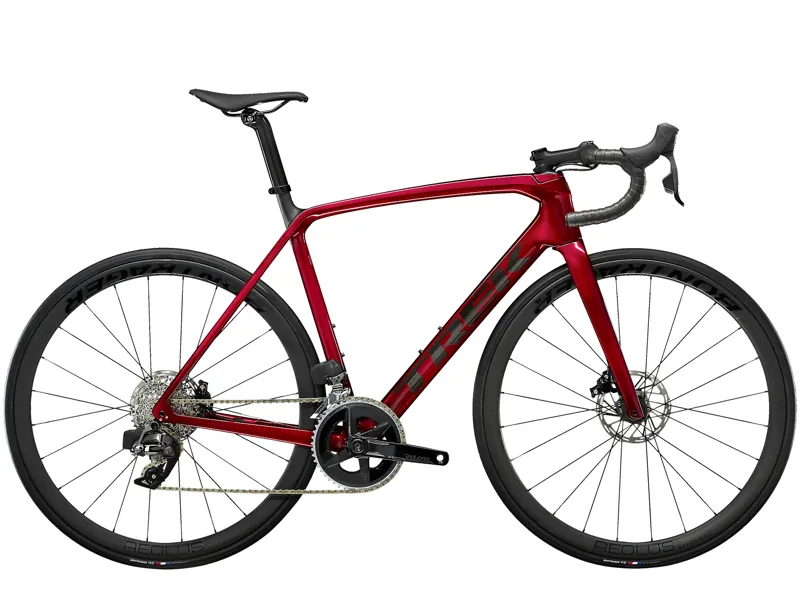 Trek Emonda SL 6 eTap Road Bike in Red