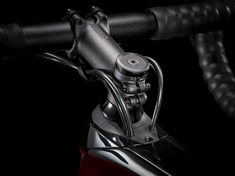 Trek Domane SL 5 Disc Carbon Road Bike in Red-5