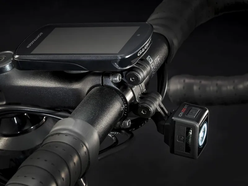 Trek Domane SL 6 Road Bike 2021 in Black-11