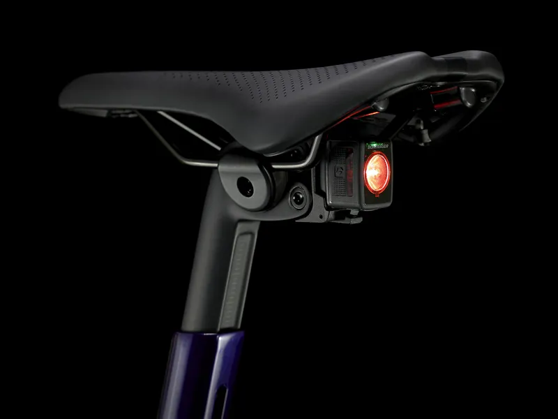 Trek Domane SL 6 Road BIke 2021 in Purple/Black-10