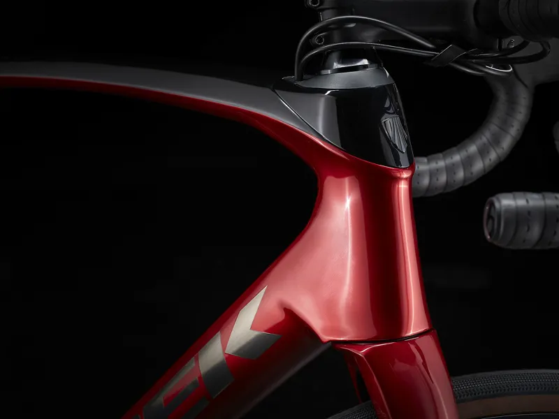  Trek Domane SL 6 Carbon Road Bike in Red-8