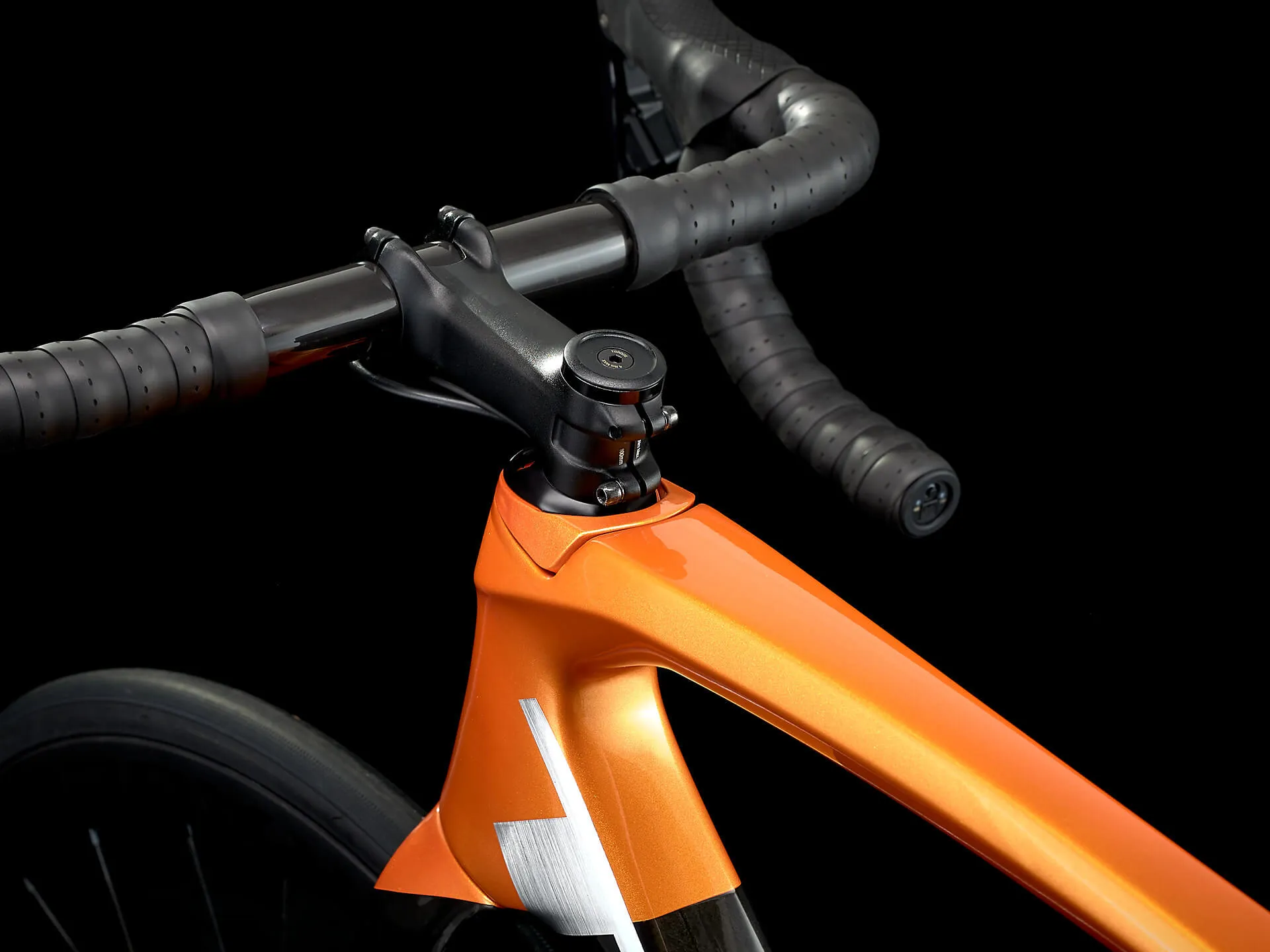 Trek Emonda SL Disc 2021 Road Bike in Black