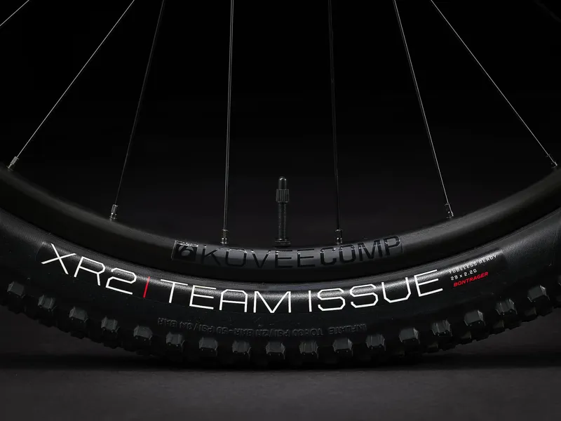 Trek Procaliber 9.6 XC Mountain Bike in Blue Carbon Smoke-6