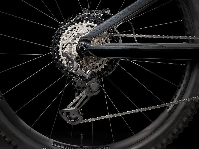  Trek Rail 9.8 XT eMountain Bike in Prismatic/Trek Black-10