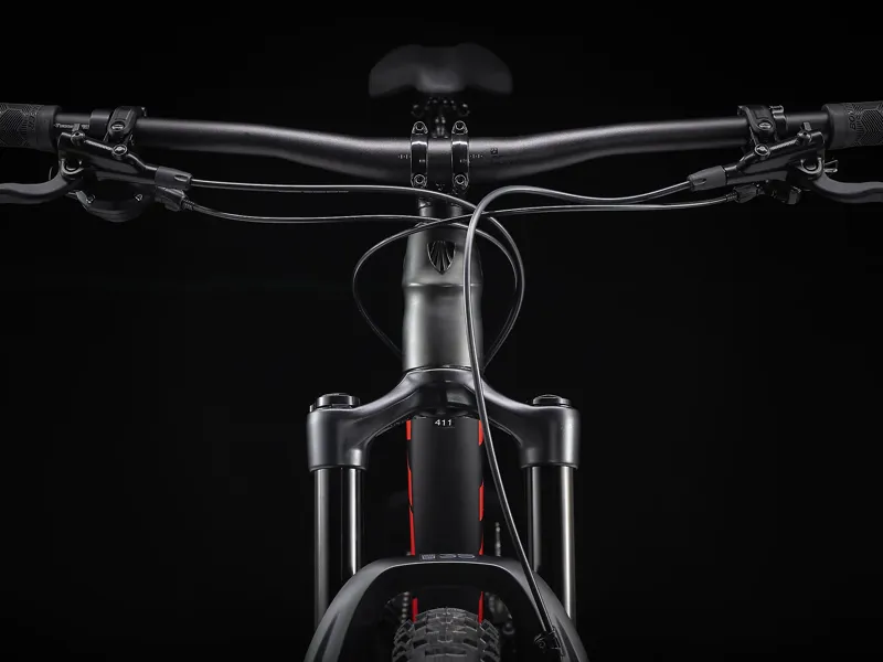  Trek Roscoe 8 Mountain Bike in Black Olive-5