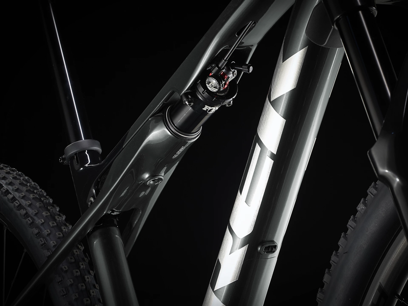  Trek Supercaliber 9.6 Mountain Bike in Lithium Grey/Trek Black-2