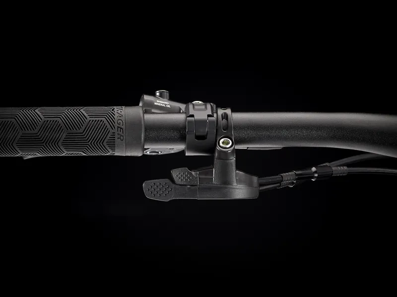 Trek Supercaliber 9.6 Mountain Bike in Radioactive Red/Trek Black-6