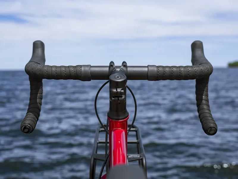  Trek 520 Disc Mens Road Bike in Red-7