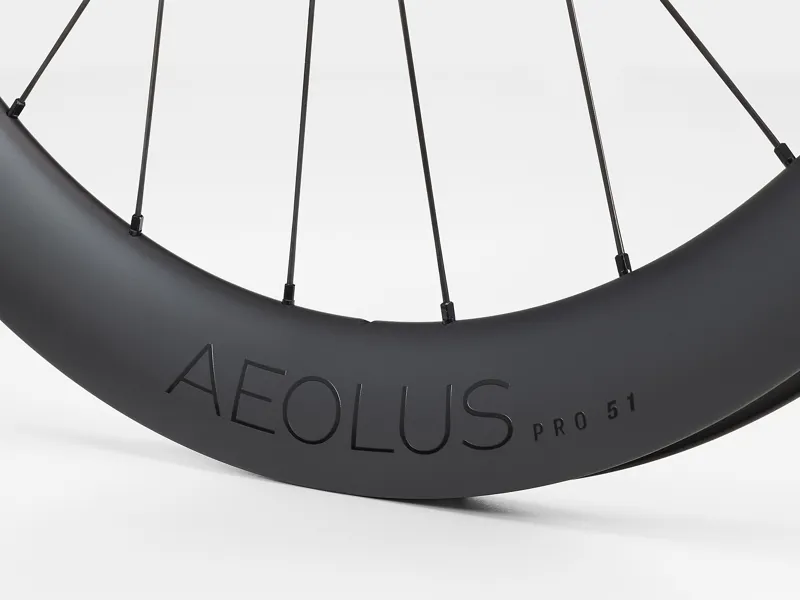 Bontrager Aeolus Pro 51 TLR Disc Road Wheel -4
