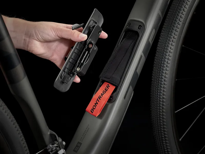  Trek Checkpoint SL 5 Gravel Bike in Satin Mercury/Carbon Smoke-2