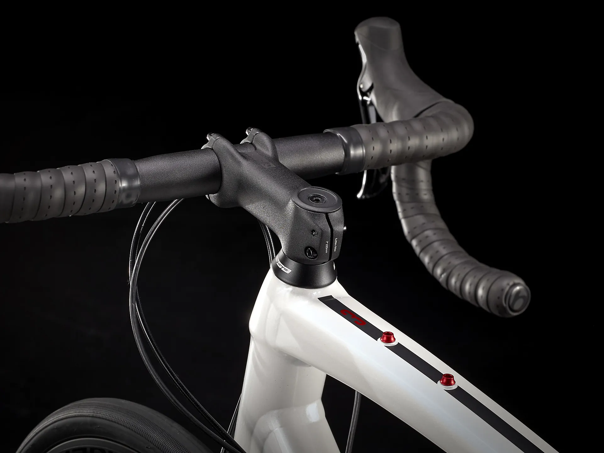 Trek domane al 3 road bike discount