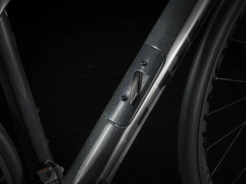  Trek Domane SL 7 Road Bike in Dark Prismatic/Trek Black-9