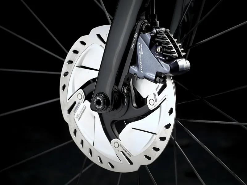 Trek Emonda SL 6 Disc Pro Road Bike in Black-9