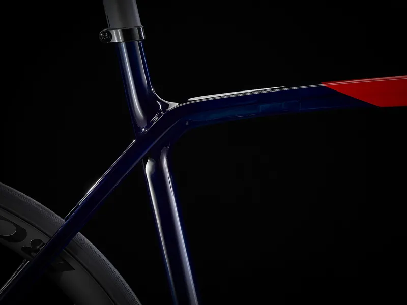 Trek Emonda SLR 6 eTap Road Bike in Red-7