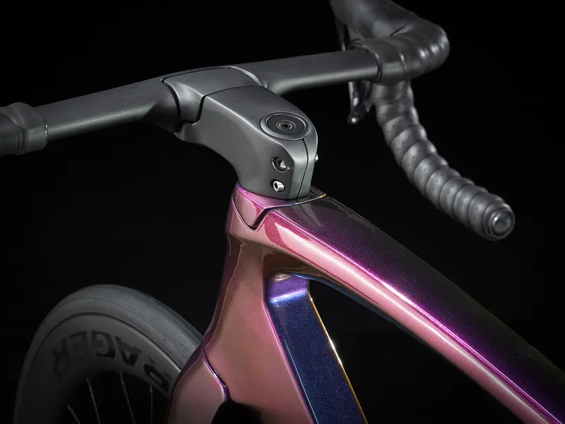  Trek Madone SLR 7 Road Bike in Amethyst-8