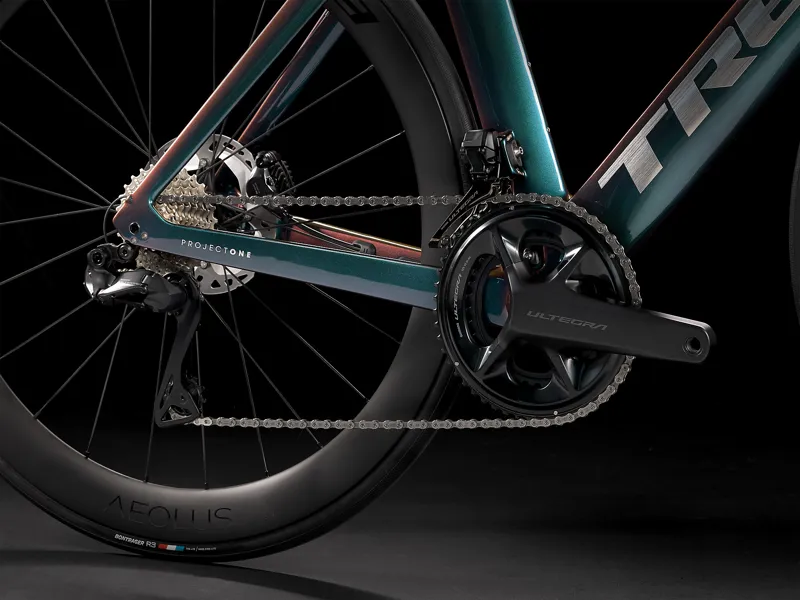  Trek Madone SLR 7 Road Bike in Amethyst-1