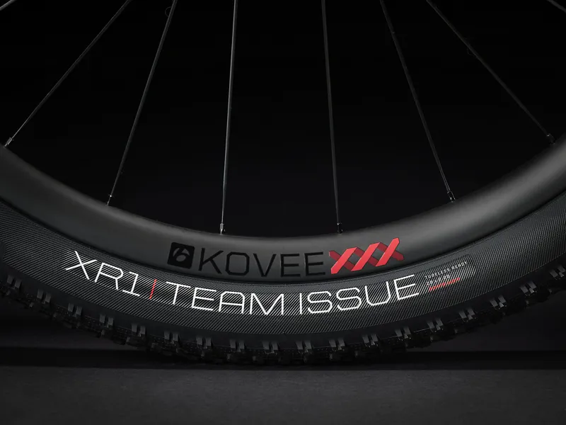 Trek Supercaliber 9.9 XX1 AXS XC Mountain Bike in Grey-10