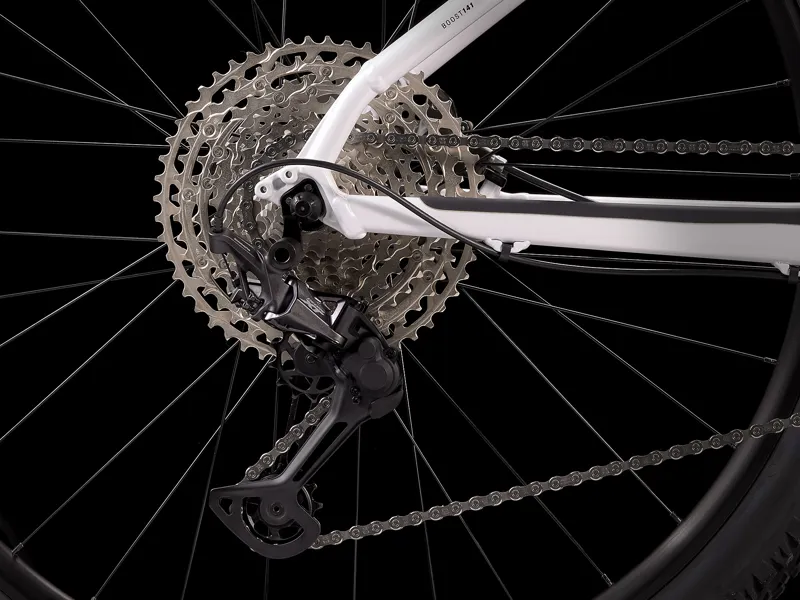  Trek X-Caliber 8 XC Mountain Bike in Crystal White-10