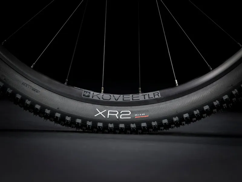 Trek X-Caliber 9 Mountain Bike-6