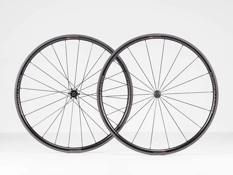Bontrager Aeolus XXX 2 TLR Carbon Clincher Road Wheel in Black