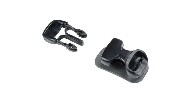 Bontrager Dipper Helmet Buckle Set in Black