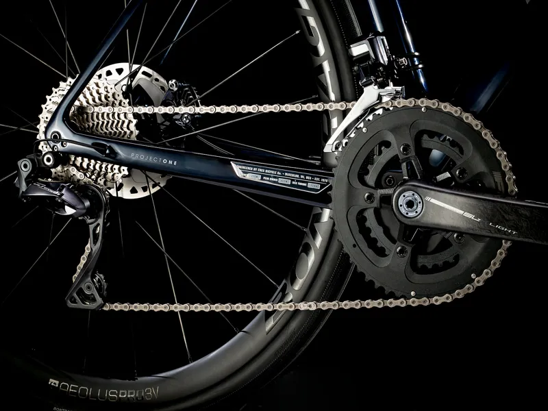 Trek Domane + LT 7 Road Bike Rage Red to Blue -4