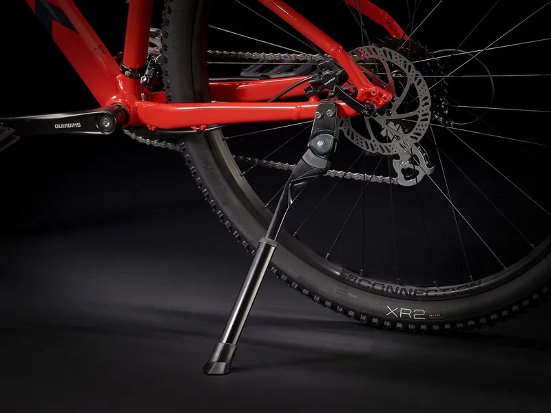 Trek Marlin 6 Mountain Bike in Red-2