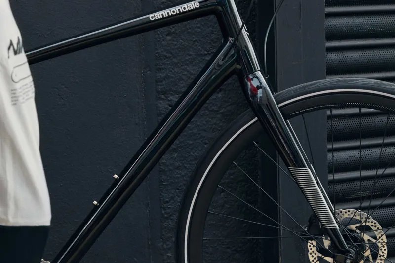  Cannondale Quick Disc 4 Hybrid Bike in Grey-9