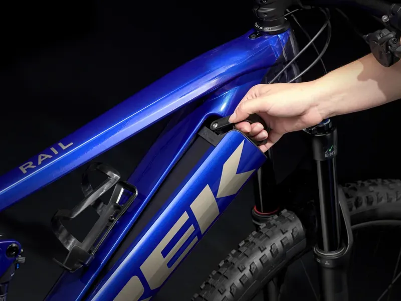 Trek Rail 5 Deore 625w Electric Mountain Bike in Hex Blue-4