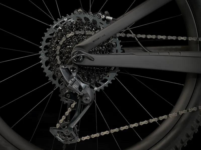 Trek Remedy 9.8 27.5 GX Mountain Bike in Matte Trek Black-2